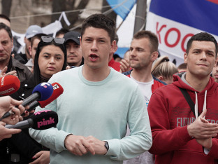 Studenti koji žele da uče ostaju u Pionirskom parku