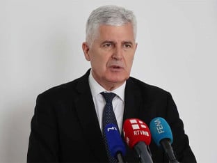 Čović: Rekao sam Dodiku da mora stati