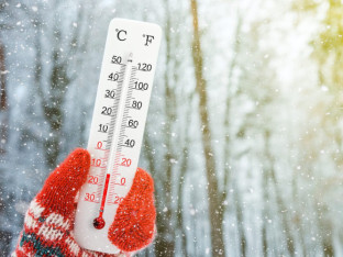 Zima ponovo pokazuje zube, temperatura do -11