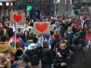 MUP saopštio koliko je ljudi na protestu