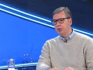 Vučić: Ako je EUFOR dobio nalog da hapsi možemo završiti u katastrofi