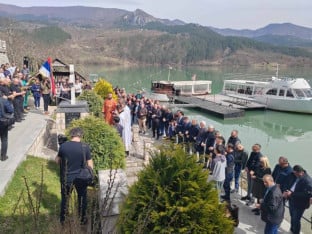 Služen parastos povodom 83 godine od ustaškog zločina nad 6.000 Srba
