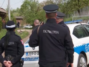 Policajac stajao pored Krunićevog ubice