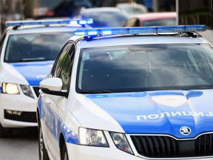 Policija spriječila muškarca da skoči s mosta