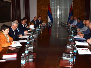 Čubrilović: Moguća isplata februarske plate željezničarima
