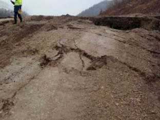 Pažljivo: Aktivirano nekoliko klizišta