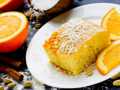 Recept dana: Posni kolač sa narandžom i kokosom (na vodi)