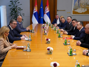 Konsultacije o novoj Vladi: Vučić razgovarao sa SNS i SPS