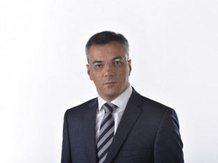 Od ustava tri putića