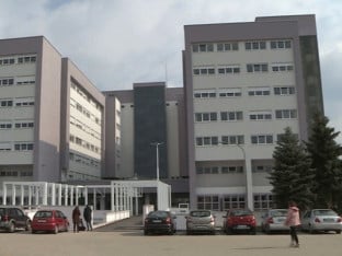 Podvig hirurga UKC-a Srpske: Pacijentu odstranili gigantsku cistu