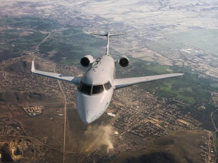 Avion NATO satima kruži iznad BiH