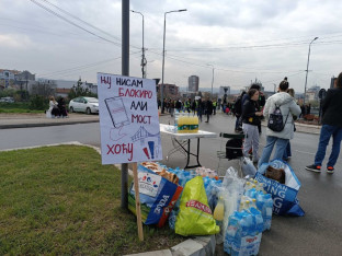Blokada pet mostova, na pet sati