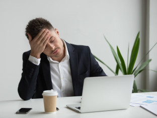 Kada mentalno opterećenje postaje opasno: Kako prepoznati znakove burnout sindroma?
