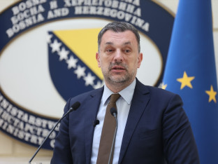 Konaković traži angažman EUFOR-a u hapšenju Dodika!