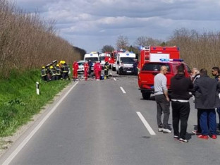 Troje mrtvih u teškoj nesreći u Srbiji!