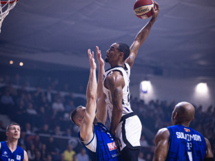 Partizan strepi i za drugo mjesto