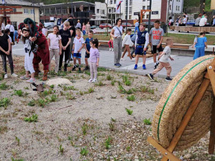 Kotor Varoš: Održane viteške srednjovjekovne igre za djecu