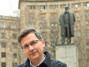 Miloš Ković: Najveći problem Srba je što imaju kuću na putu