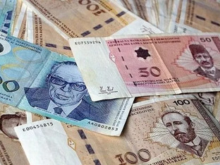Очекује се смањење каматних стопа у Српској