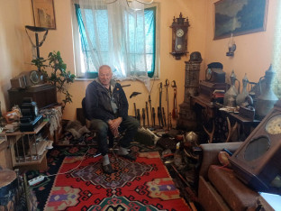 Dervenćanin čuva stare stvari od zaborava