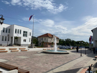 Затворене још четири српске институције на Косову