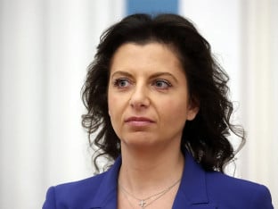 Simonjan: Dodik se neće klanjati okupatorskoj sili