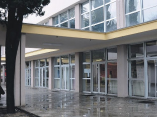 Učenicu prijavili da je donijela nož u školu i prijetila