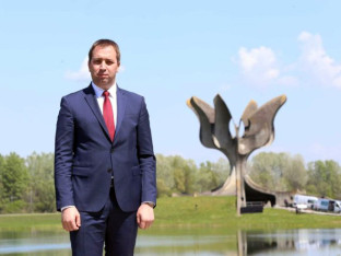 Selak: Srpska sloboda sazdana na žrtvi jasenovačkih mučenika