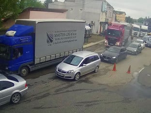 Pojačana frekvencija vozila na prelazima prema Hrvatskoj i Srbiji