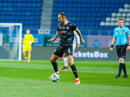 Dejan Popara za "Glas": Fudbal prkosi ratu!
