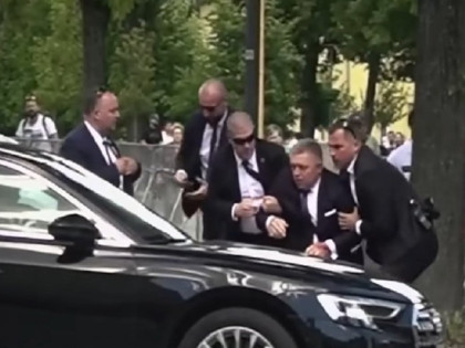 Objavljen dosad neviđen snimak atentata na Fica (VIDEO)