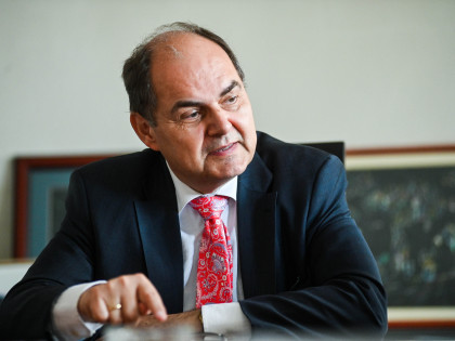 Tumačenja pozicije njemačkog diplomate produbila jaz