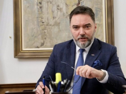 Кошарац: “Тројка” узалуд призива Шмита
