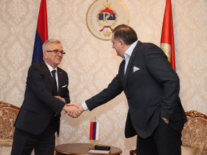 Додик одговорио Чубриловићу