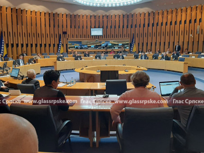 Нова сједница Дома народа БиХ 19. маја, на дневном реду смјене Шпирића, Кошарца и Амиџића