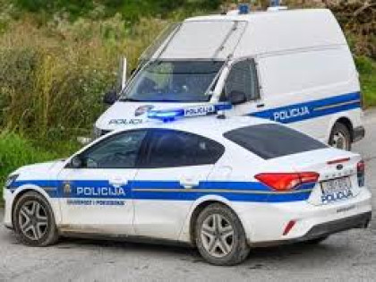 Hrvatska policija postavila zamku: Šta se krije u autu?  (VIDEO)