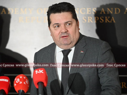 Stevandić: Za usvajanje novog Ustava čeka se pravi trenutak