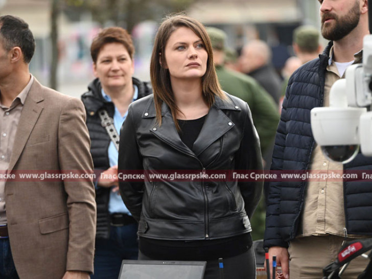 МУП одржао показну вјежбу на Тргу Крајине