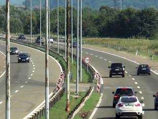 Vozači oprez: Očekuje se pojačan saobraćaj