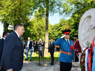 Dodik: Samo narod koji izgubi sjećanje ponovo može da strada