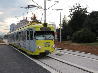 Lice teško povrijeđeno: Tramvaj udario pješaka