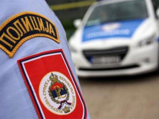 Dva pijana muškarca narušavala javni red i mir