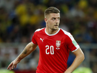 Mančester junajted traži Milinković-Savića?