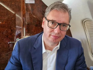 Vučićev avion poletio ka Moskvi, nakon prinudnog slijetanja