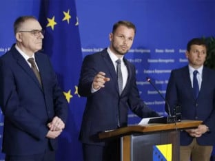 Šta piše u sporazumu koji će opozicija ponuditi svima, osim SNSD-u