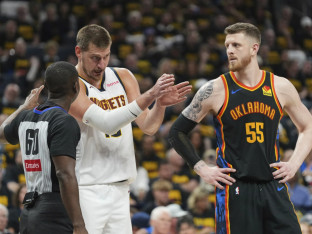 Jokić u problemu, Denver pregažen u drugoj utakmici