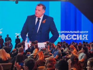 Dodik: Veliki srpski narod podnio ogromne žrtve