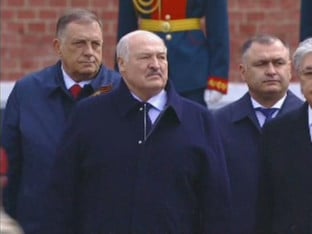 Dodik i Cvijanović položili cvijeće sa Putinom i drugim liderima (FOTO)