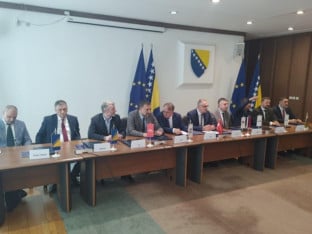 Ko je potpisao sporazum koji je ponudila opozicija iz Srpske