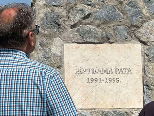 Okučani: Bol ne prestaje, ali život ide dalje (VIDEO)